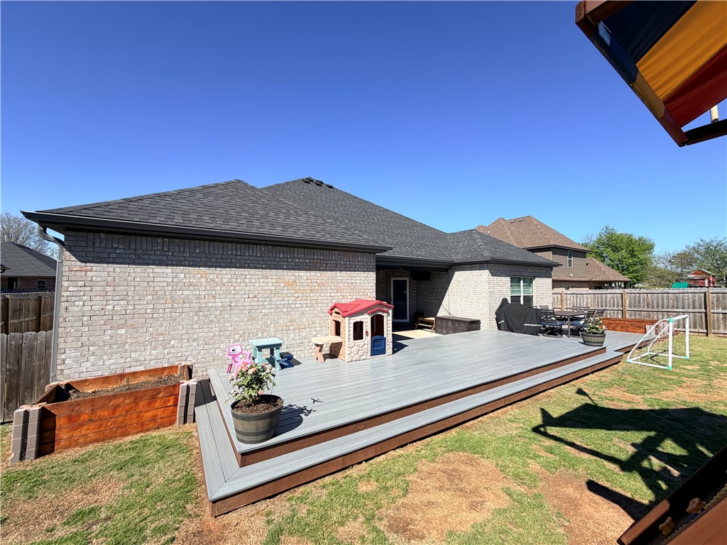 Rustic Flats Sub Gentry - Residential