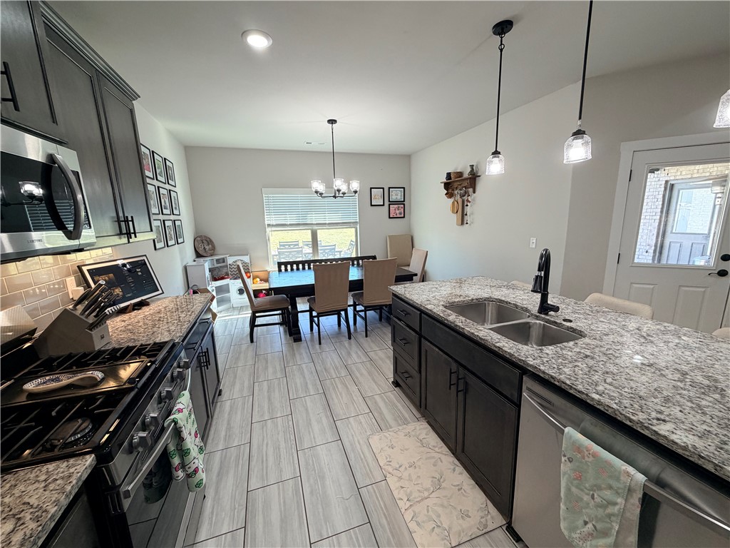 Rustic Flats Sub Gentry - Residential