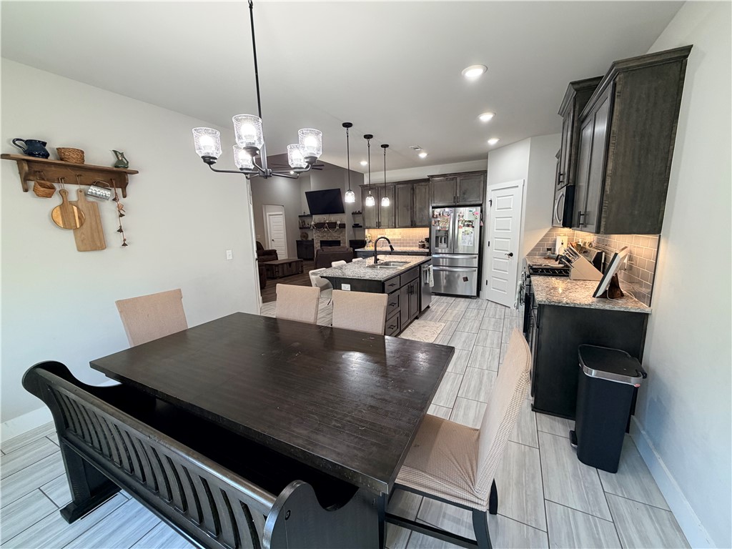 Rustic Flats Sub Gentry - Residential