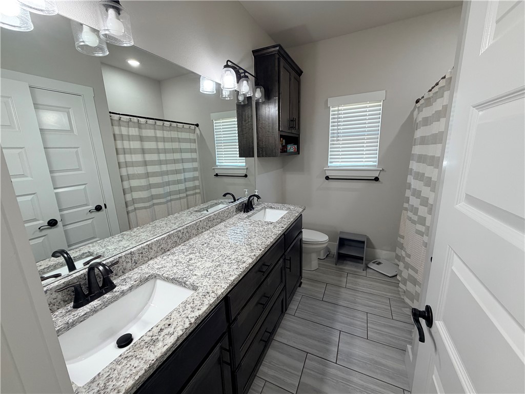 Rustic Flats Sub Gentry - Residential