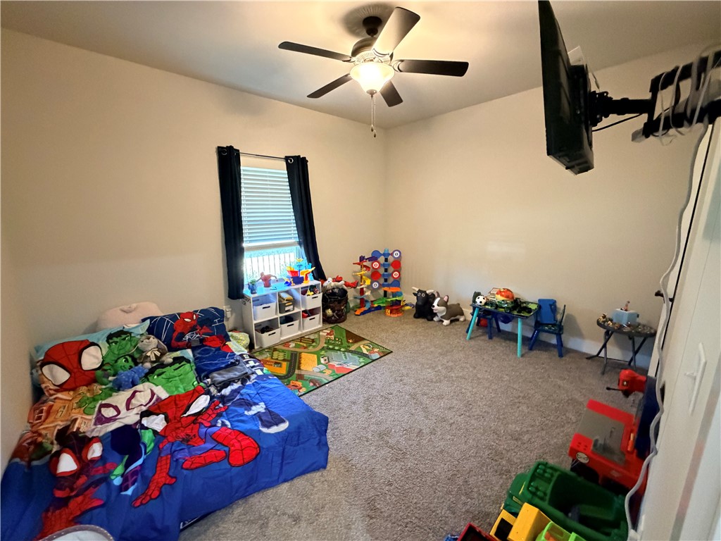 Rustic Flats Sub Gentry - Residential