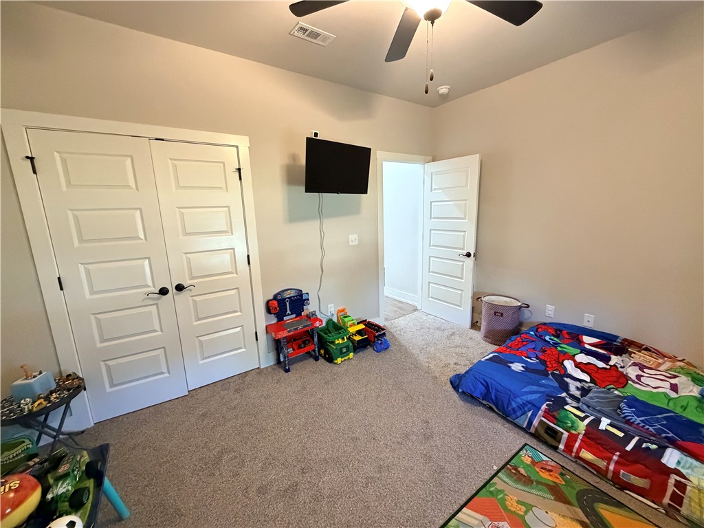 Rustic Flats Sub Gentry - Residential