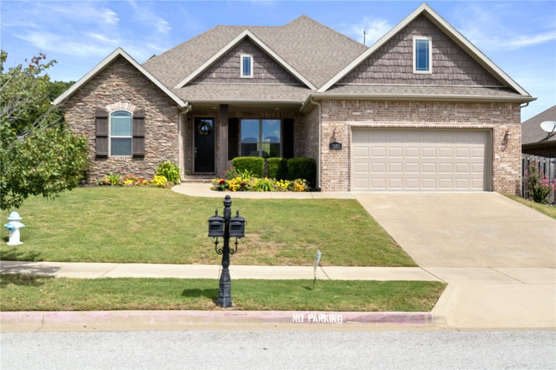 Lay your eyes on this beautiful corner lot in the highly sought after Cobblestone Crossing. The open living space allows for plenty of room to entertain your family and guests. The installed solar panel system will help you save hundreds of dollars every month on your energy bill. The home has large bedrooms including a great primary suite with a great bathroom and large closet. There is a large fenced backyard with lots of room. Imagine enjoying your morning coffee on the back porch while watching the deer graze in the open pasture. This house is walkable to Holcomb Elementary and just minutes to I-49. You will not want to miss this one!