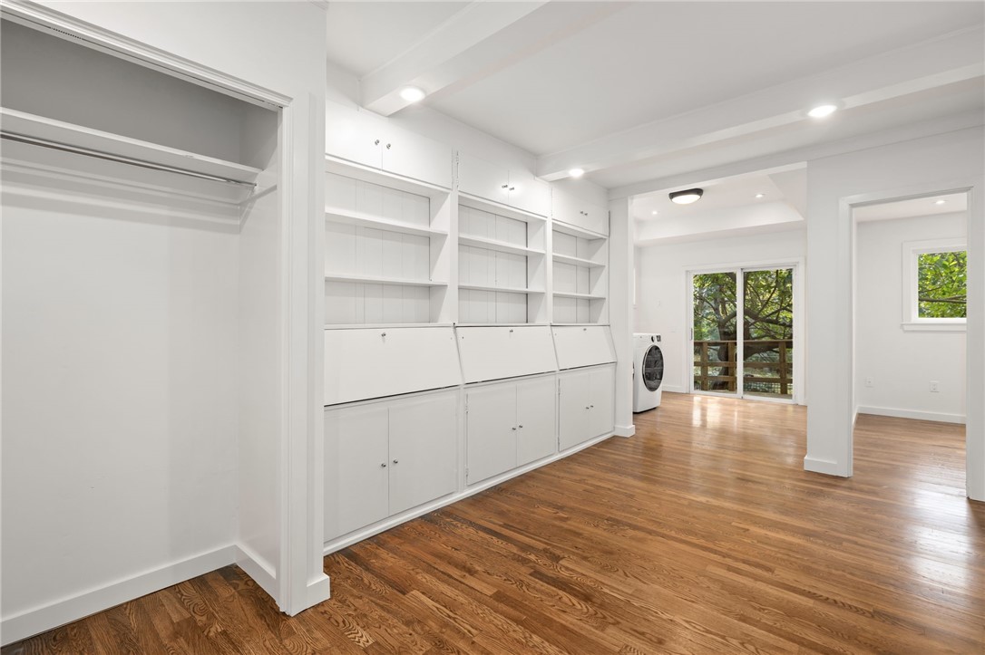 Sanford-Green - Residential