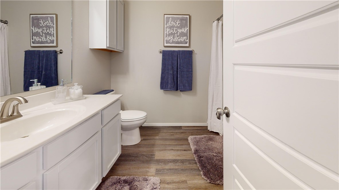 WALNUT HILL SUB PH IV-PEA RIDGE - Residential