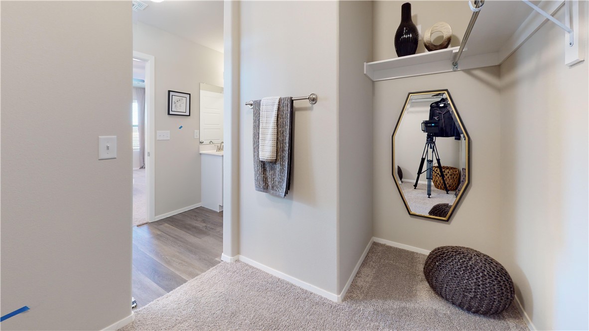 WALNUT HILL SUB PH IV-PEA RIDGE - Residential