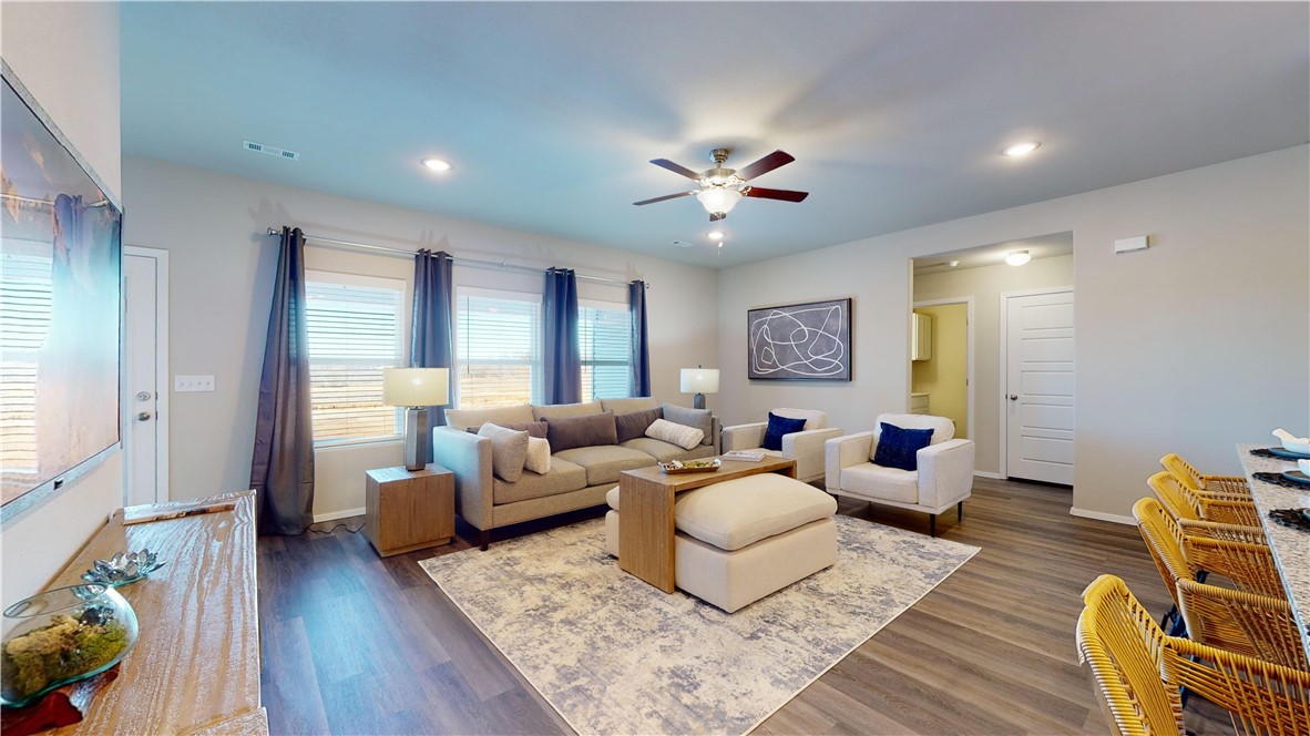 WALNUT HILL SUB PH IV-PEA RIDGE - Residential