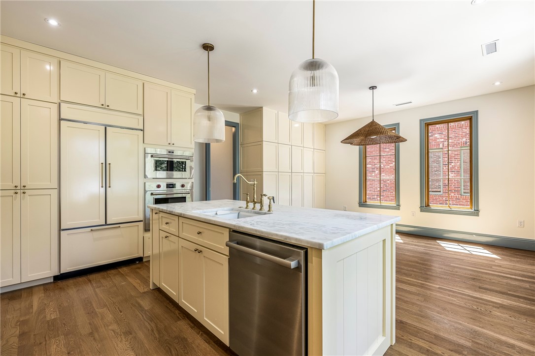 Demings 2nd Add Bentonville - Residential