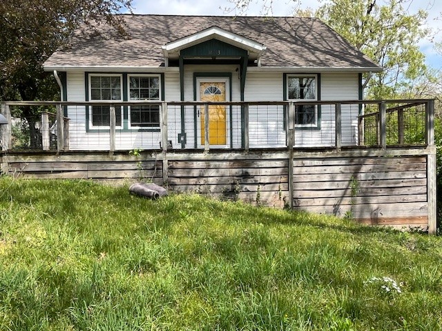 Great starter home or downsize to retire and garden in this freshly painted tiny home, on .50 AC MOL
2 bedrooms, 2 bath, nice front porch deck to relax on and enjoy natures sights and sounds. Raised garden beds waiting to be filled with flowers and veggies and space to raise a few chickens. Address is RD loan eligible. Shared driveway with adjacent lot.