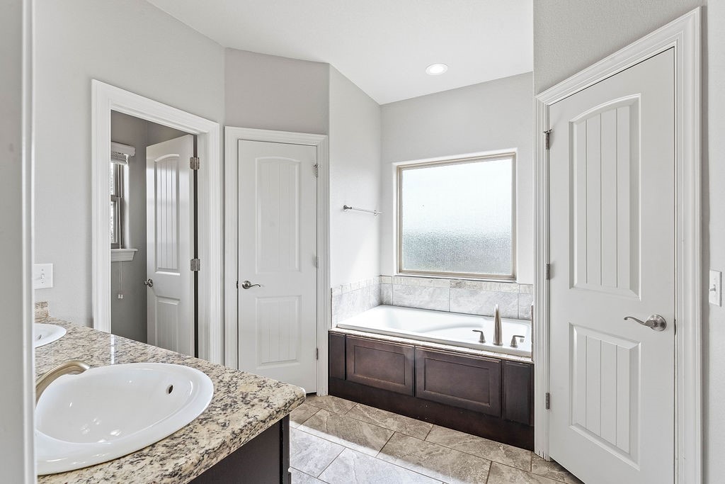 Bellewood Sub Centerton - Residential