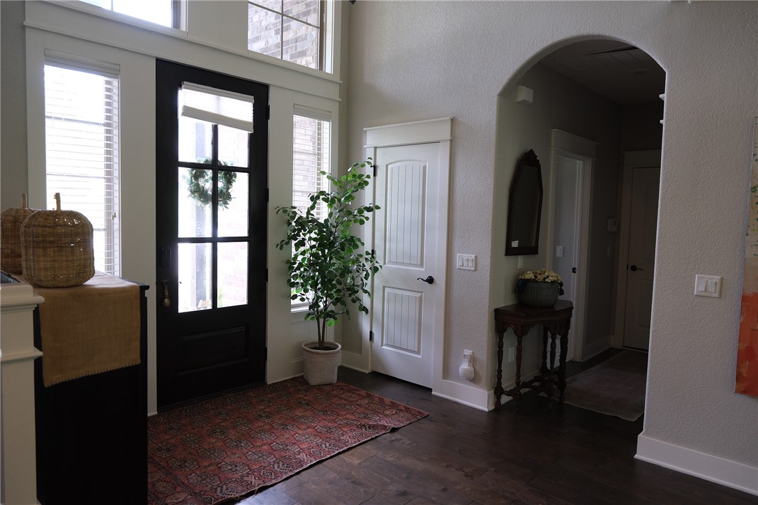 Oaklawn Hills Sub Bentonville - Residential Lease