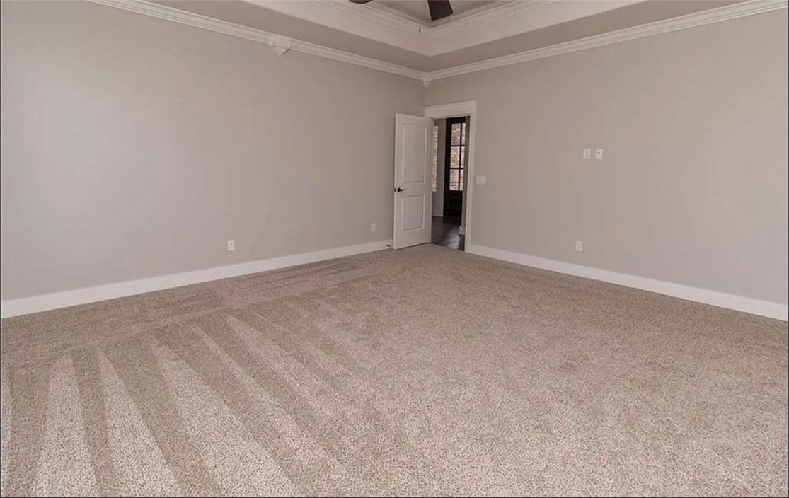 Oaklawn Hills Sub Bentonville - Residential Lease