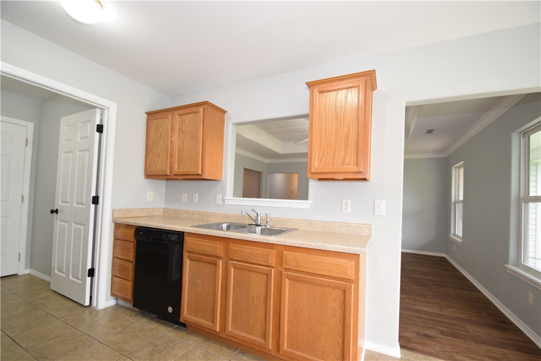 Stoneburrow Add PH II - Residential Lease