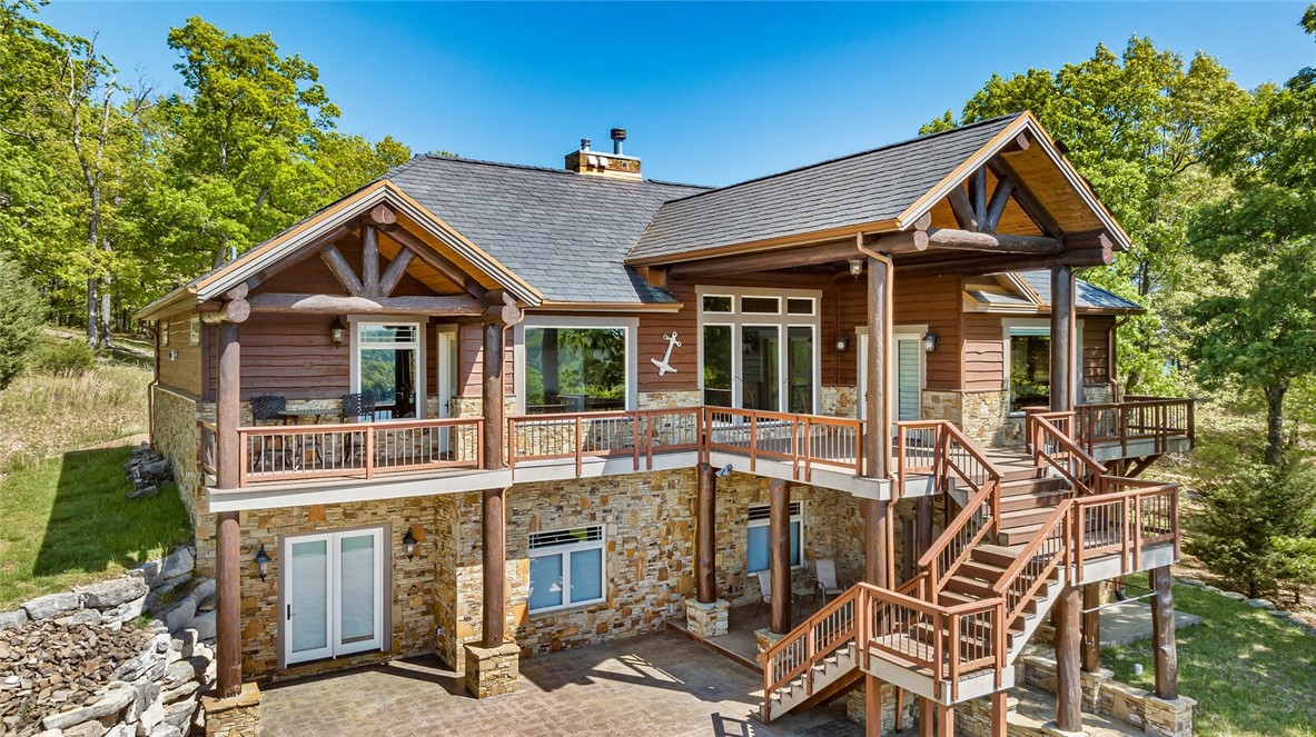 Point Mirage - Residential