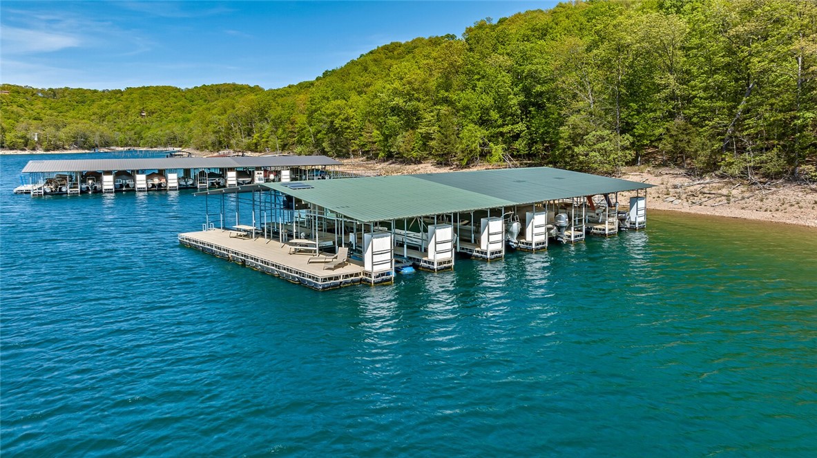 Point Mirage - Residential