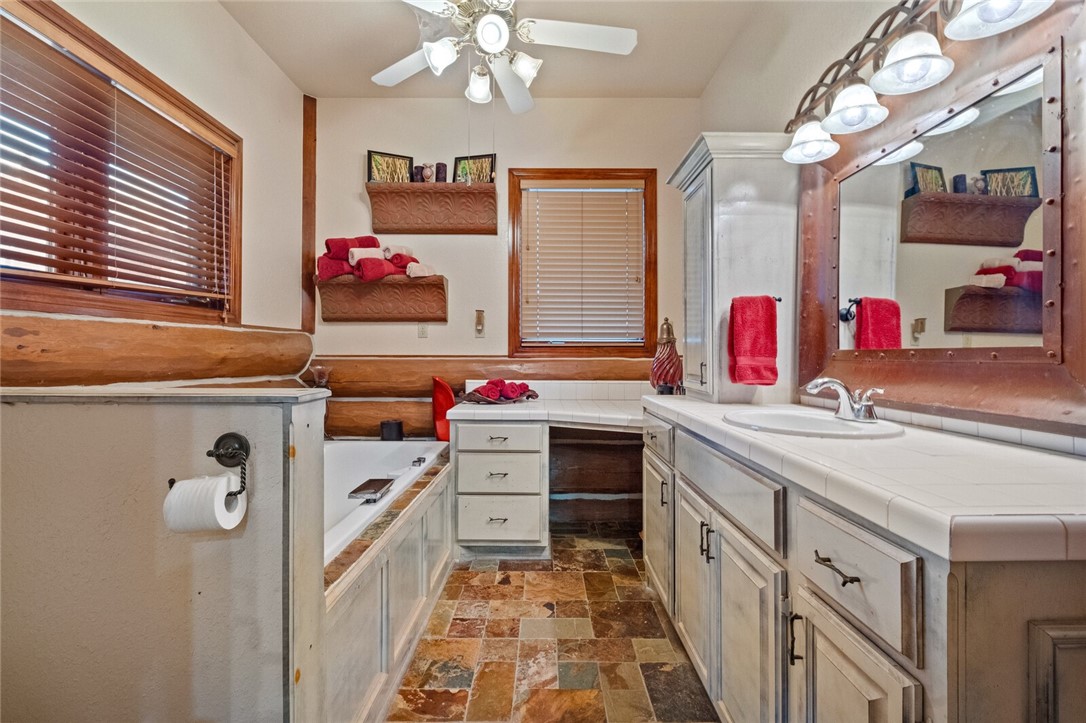 Point Mirage - Residential