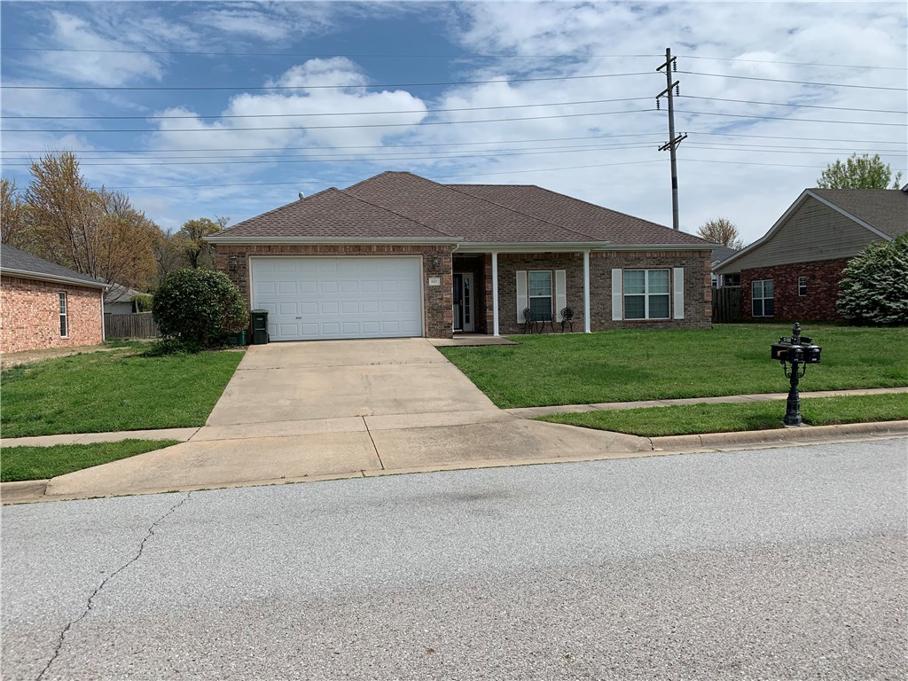 Great home built with steel frame construction, trey ceilings, large fenced in back yard with screened in patio and storage shed. Brand new hardwood floors in the living room, dining, master, and hallway. New roof in 2015 with 30-year architectural shingles.