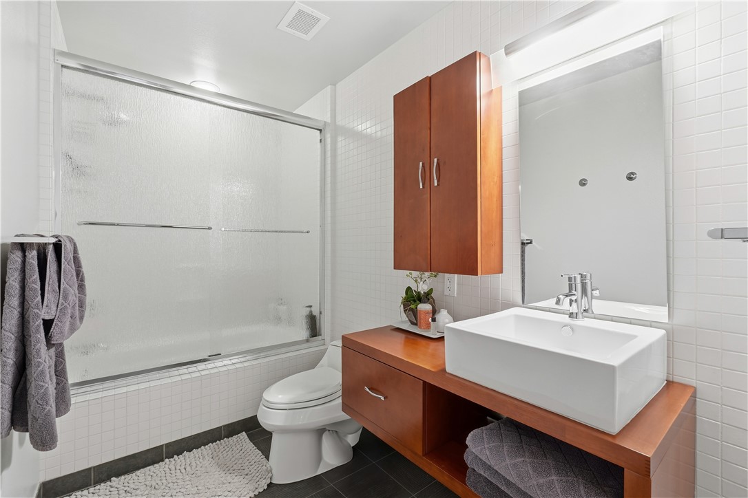 FAYETTEVILLE ORIGINAL - Residential Lease