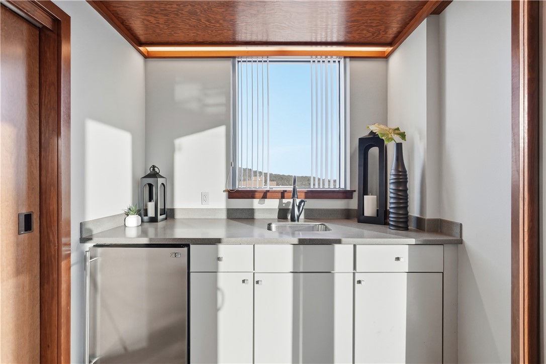 FAYETTEVILLE ORIGINAL - Residential Lease