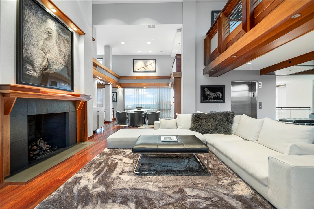 FAYETTEVILLE ORIGINAL - Residential Lease