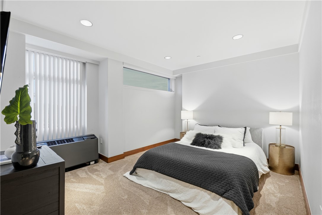 FAYETTEVILLE ORIGINAL - Residential Lease