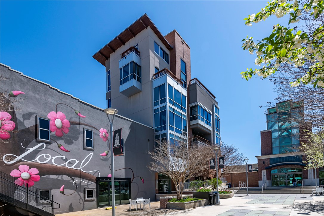 FAYETTEVILLE ORIGINAL - Residential Lease