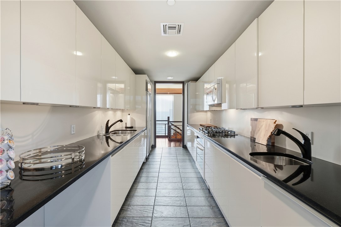 FAYETTEVILLE ORIGINAL - Residential Lease