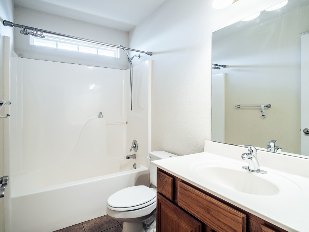 Centerpoint Sub Ph 7 Centerton - Residential Lease