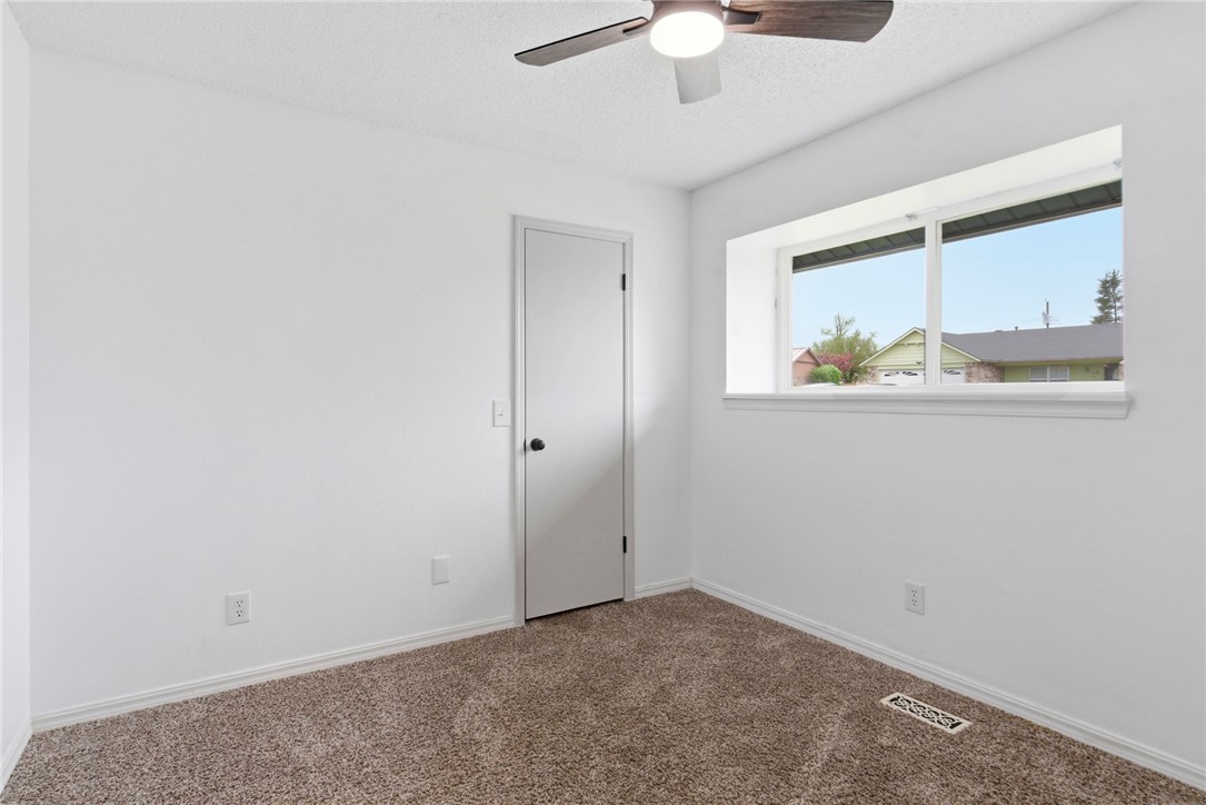 Sundown Sub Rogers - Residential