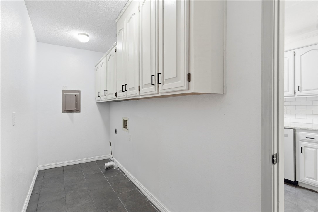 Sundown Sub Rogers - Residential