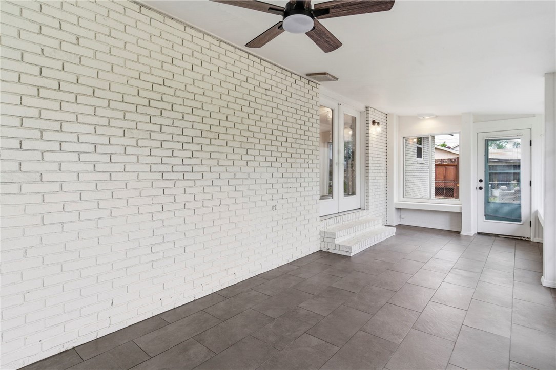 Sundown Sub Rogers - Residential