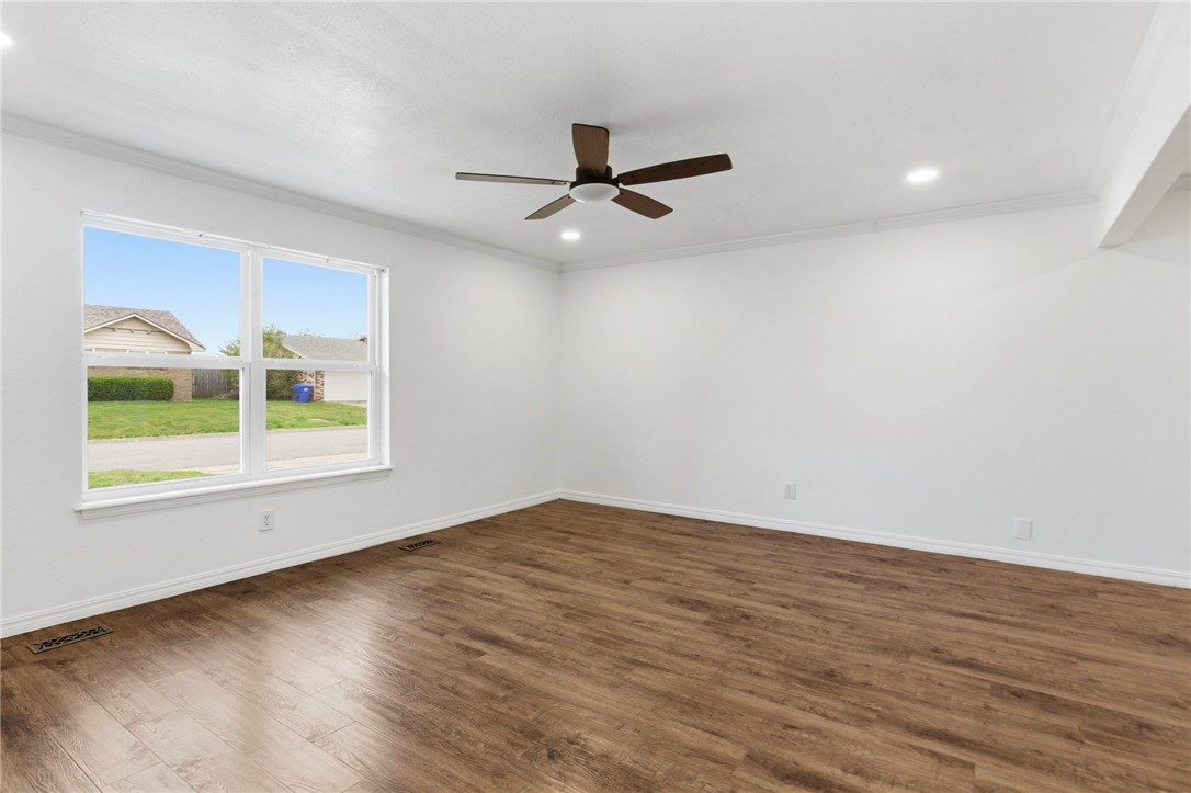 Sundown Sub Rogers - Residential