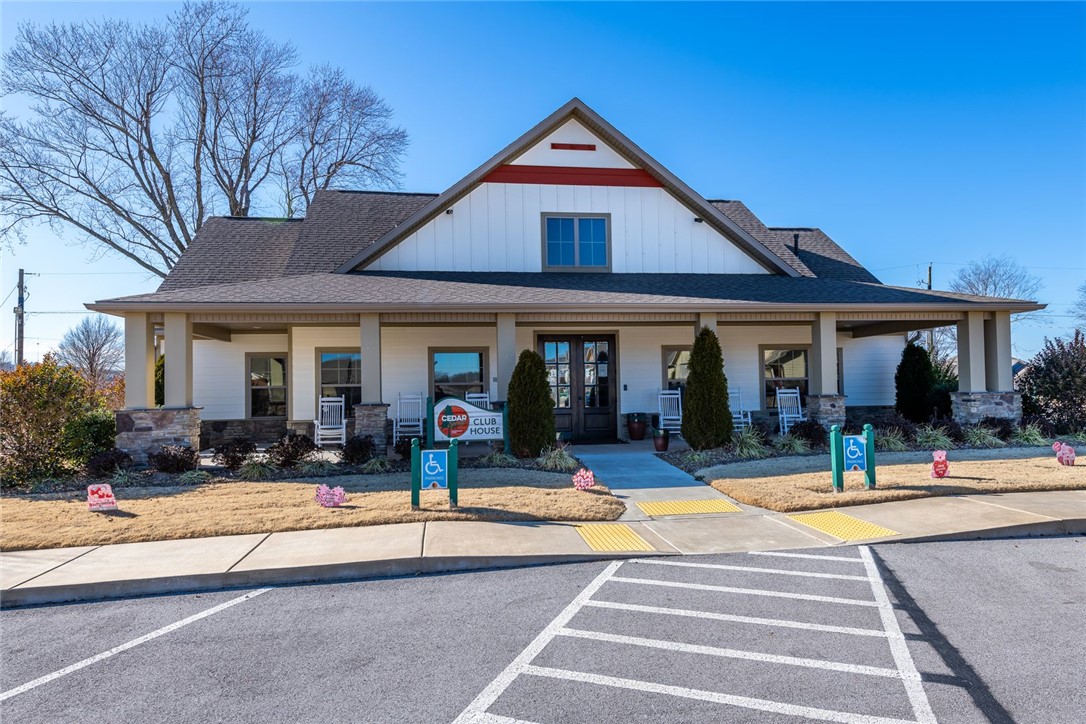 Prairie Grove Outlots - Residential Lease