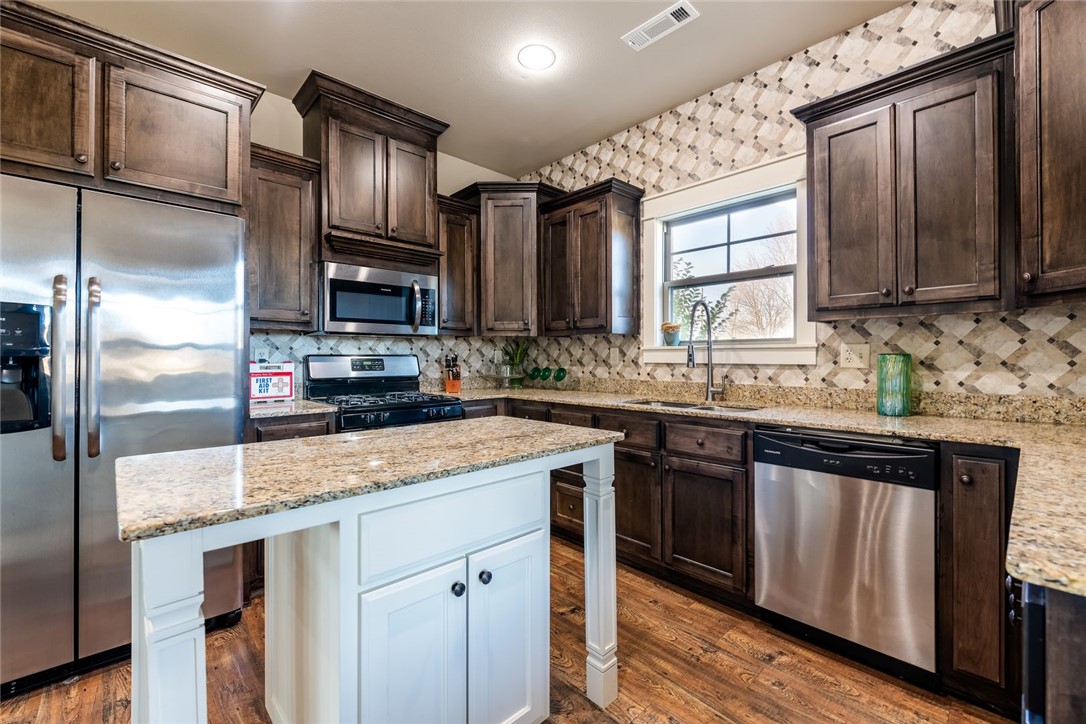 Prairie Grove Outlots - Residential Lease