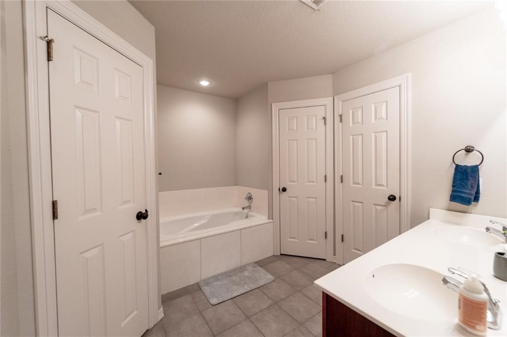 Walnut Crossing Sub - Residential Lease