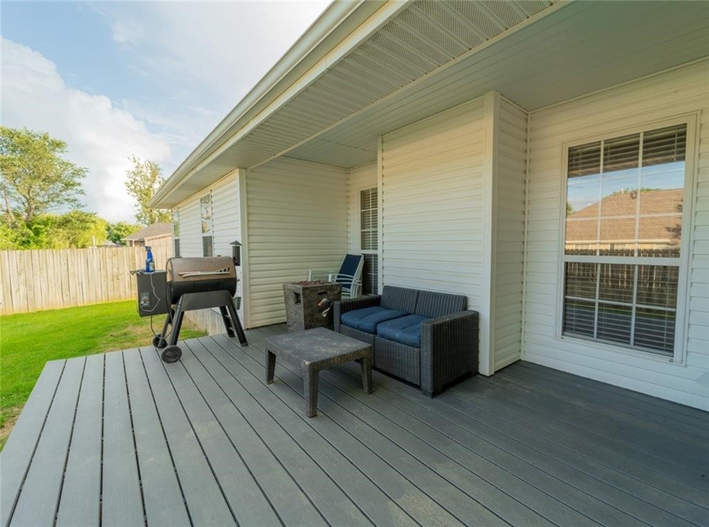 Walnut Crossing Sub - Residential Lease