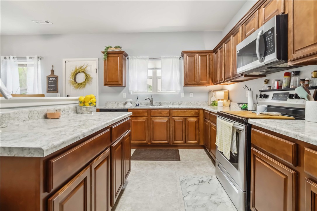 Oakleaf Manor - Residential