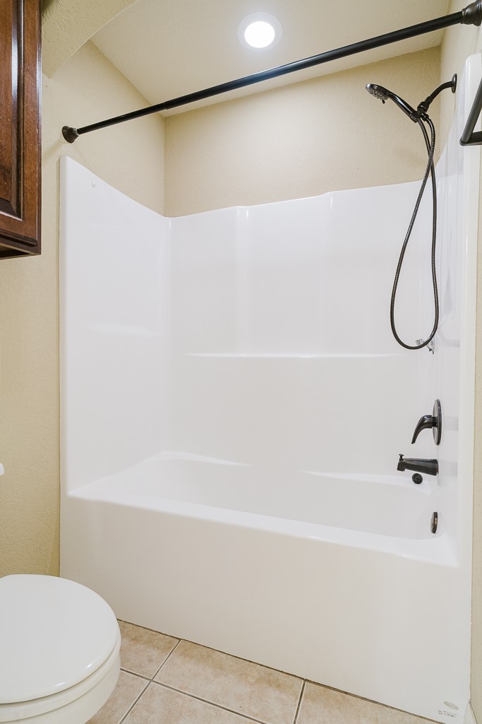 Farms Sub, The Bentonville - Residential Lease