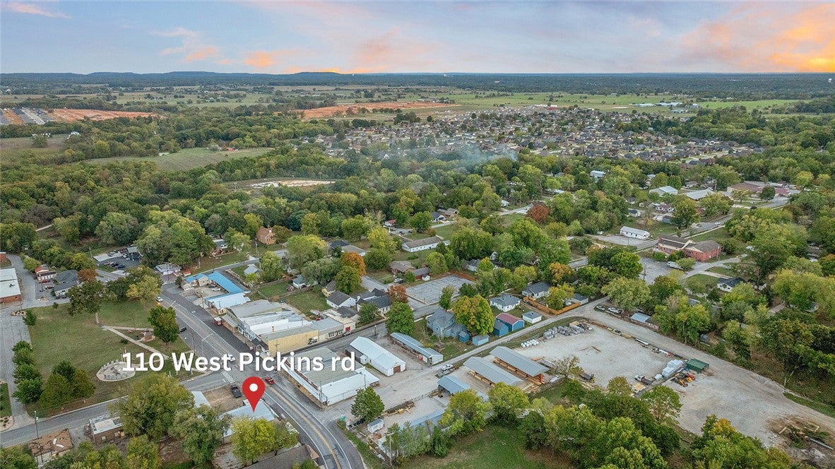 110 W Pickens Road