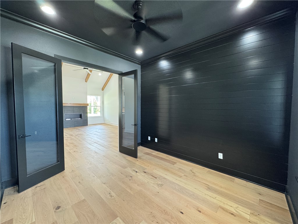Crescent View Ph II - Residential