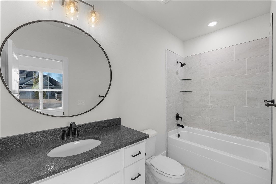 Maple Estates - Residential