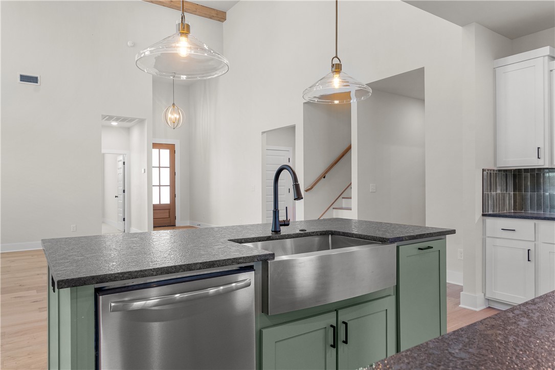 Maple Estates - Residential