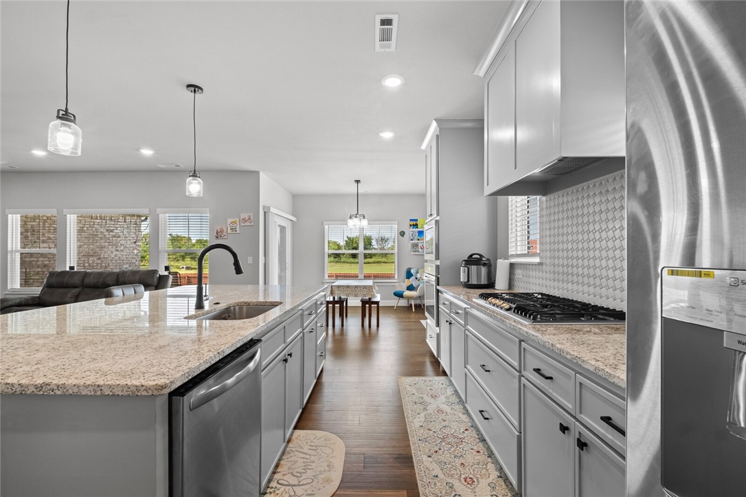 Annika Estates - Residential