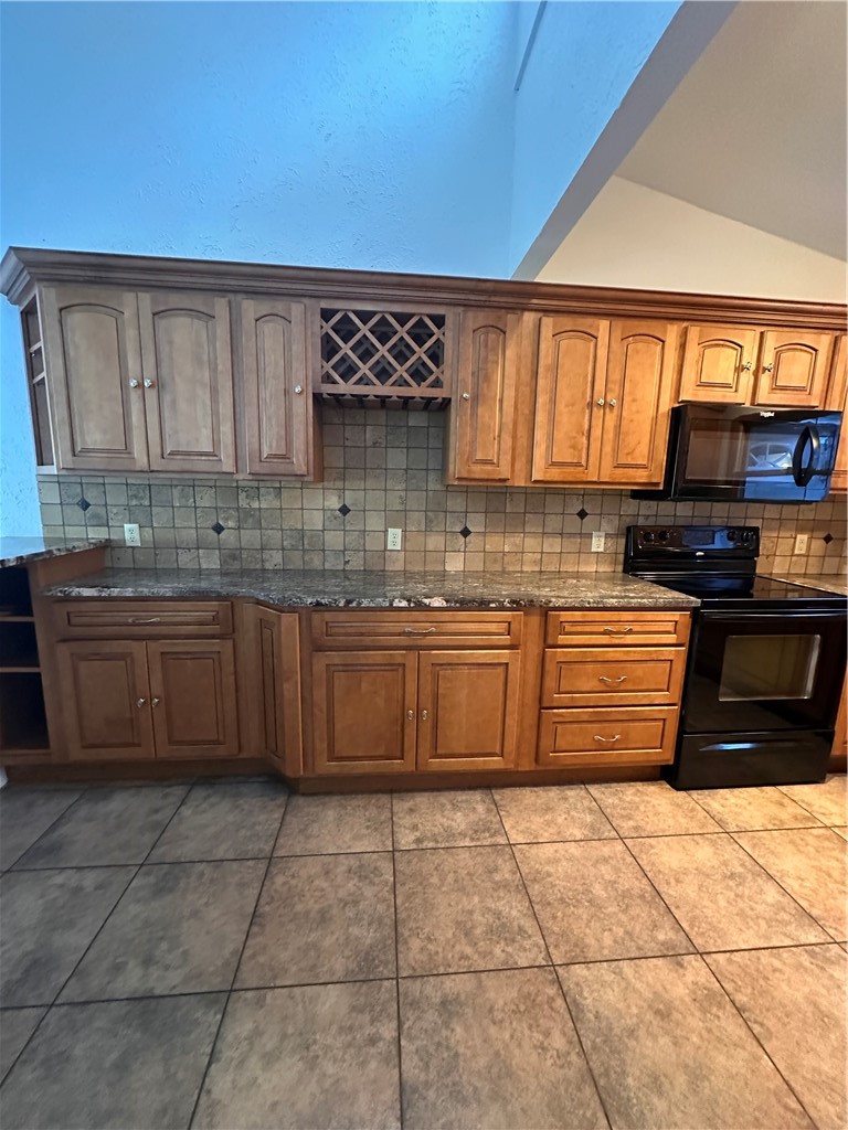 Unit 1C Holiday Island - Residential