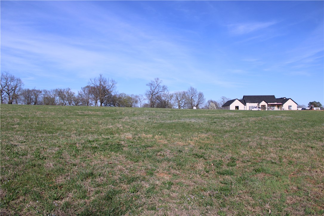 Northern Trace - Land