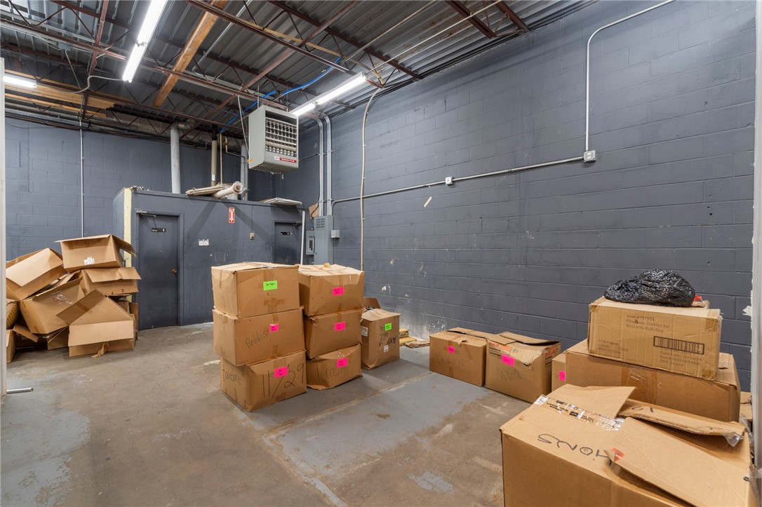 07-17-33-SILOAM SPRINGS - Commercial Lease