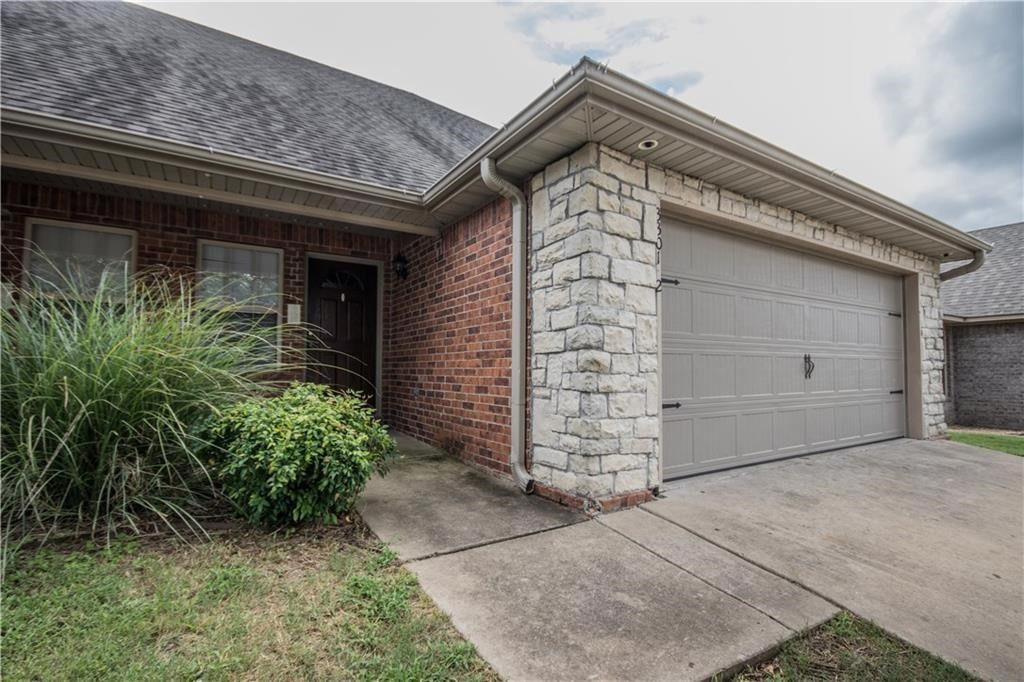 Riverwalk - Residential Lease