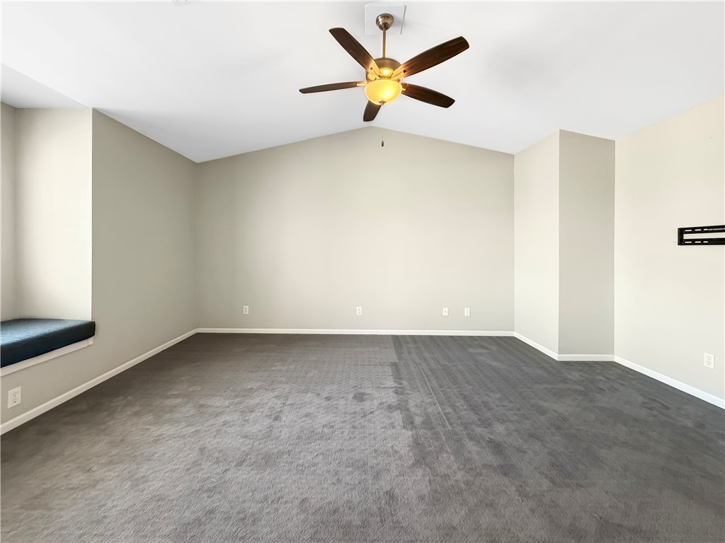 Pinnacle Town Homes Rogers - Residential Lease