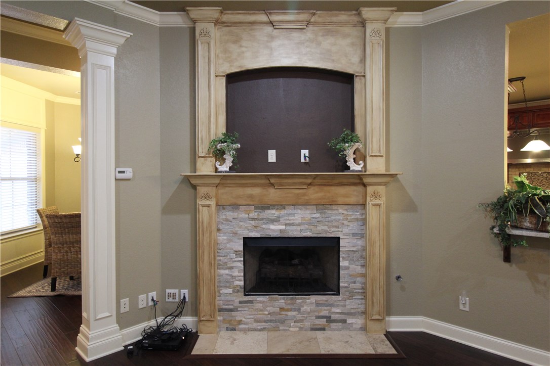 Lexington Sub Rogers - Residential