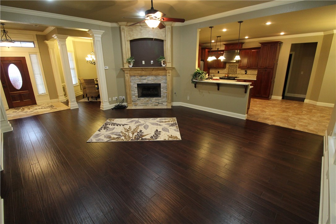 Lexington Sub Rogers - Residential